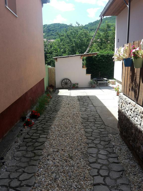 Kaland Vendeghaz Villa Sátoraljaújhely Buitenkant foto